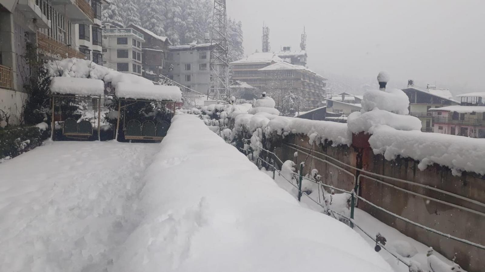 Hotel Glacier Resort Manali  Ngoại thất bức ảnh